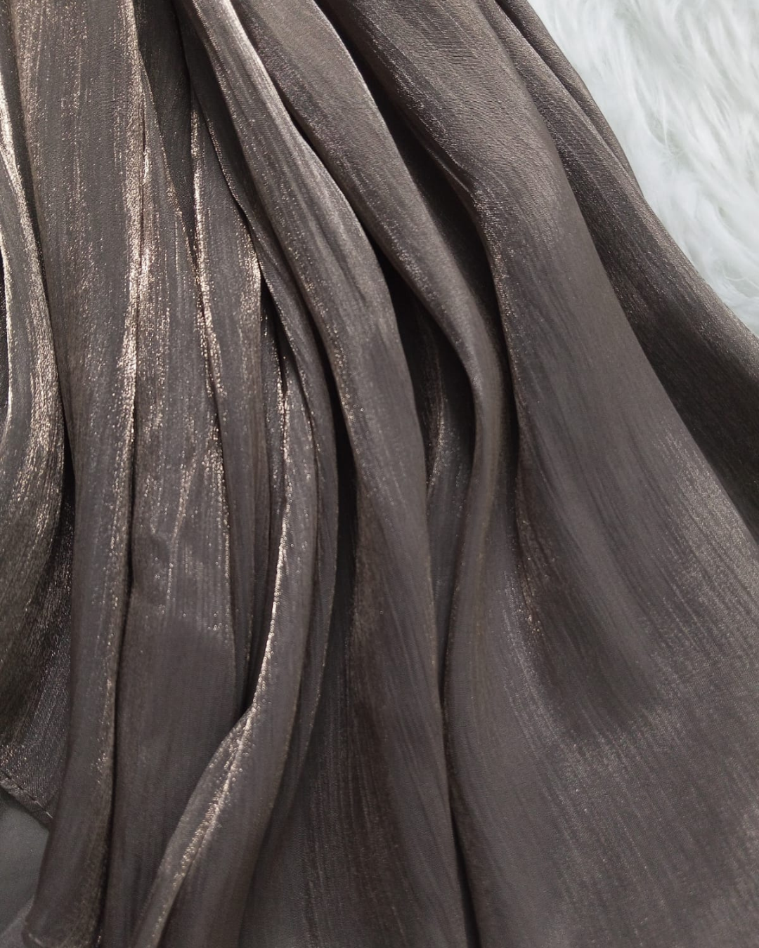 Luxury Silk Brown 24